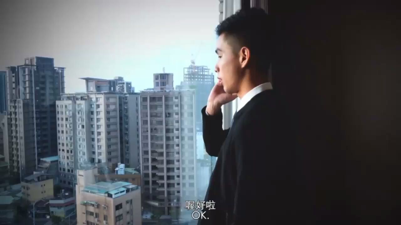 總裁包養小男友，被抱摔床上激情開幹（上）